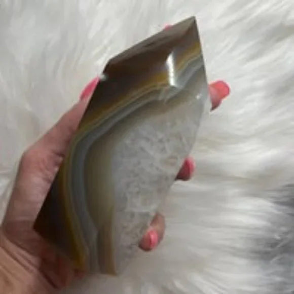 XXL Druzy Agate Tower - Picture 10 of 13